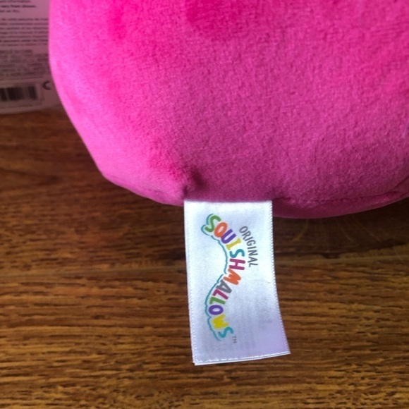 Squishmallows: Woxie the Yeti 8” - Picture 4 of 4